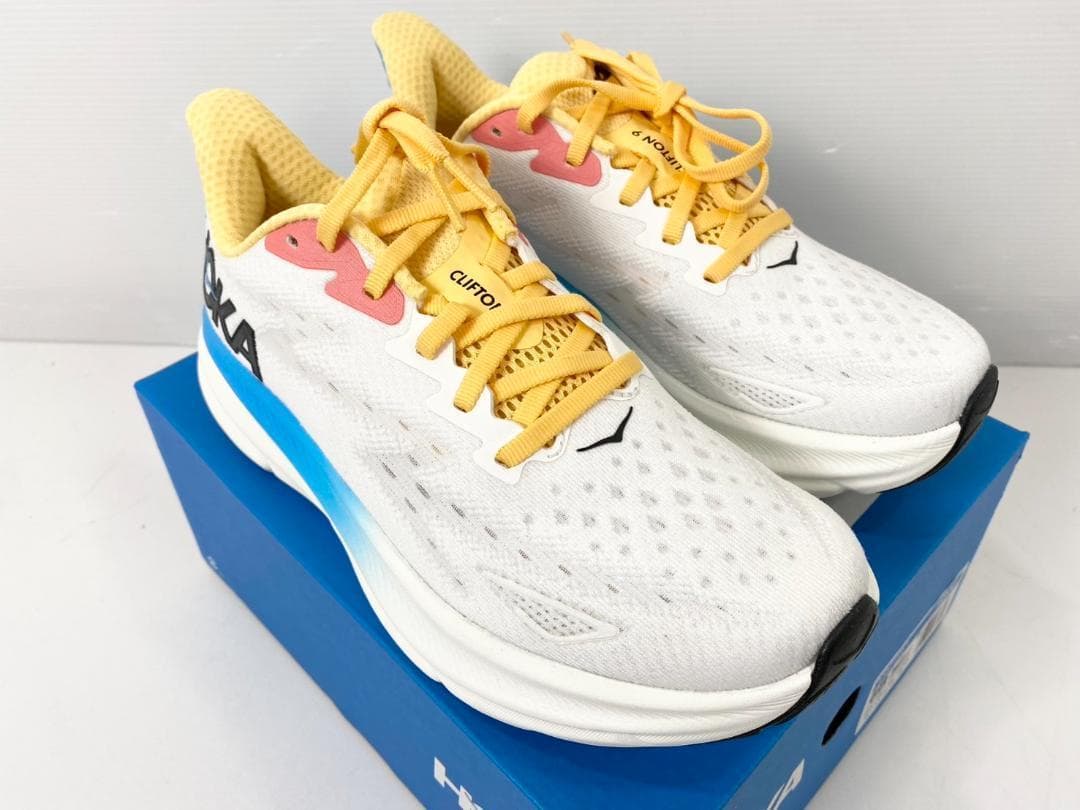 新品 HOKA CLIFTON9 23cm