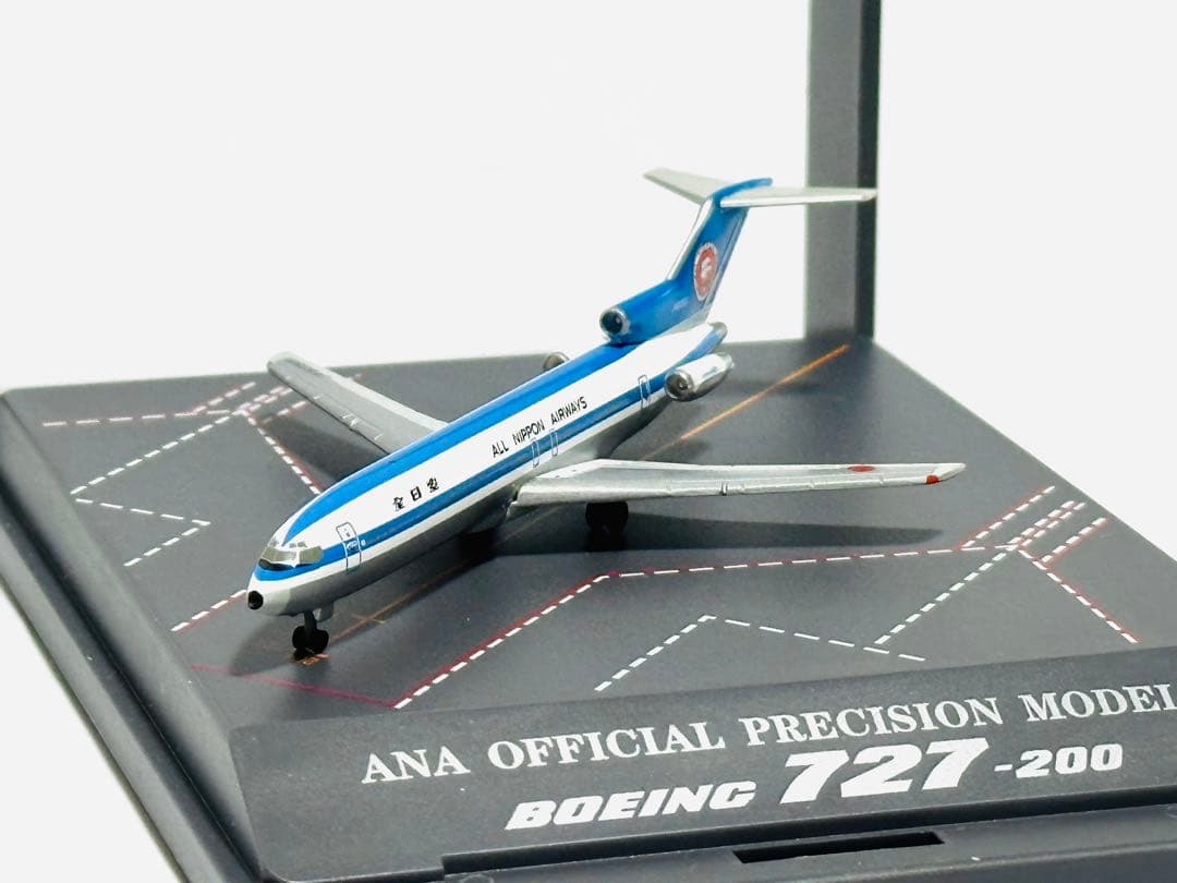 全日空商事 1/500 B727-200エプロンジオラマ NH50012