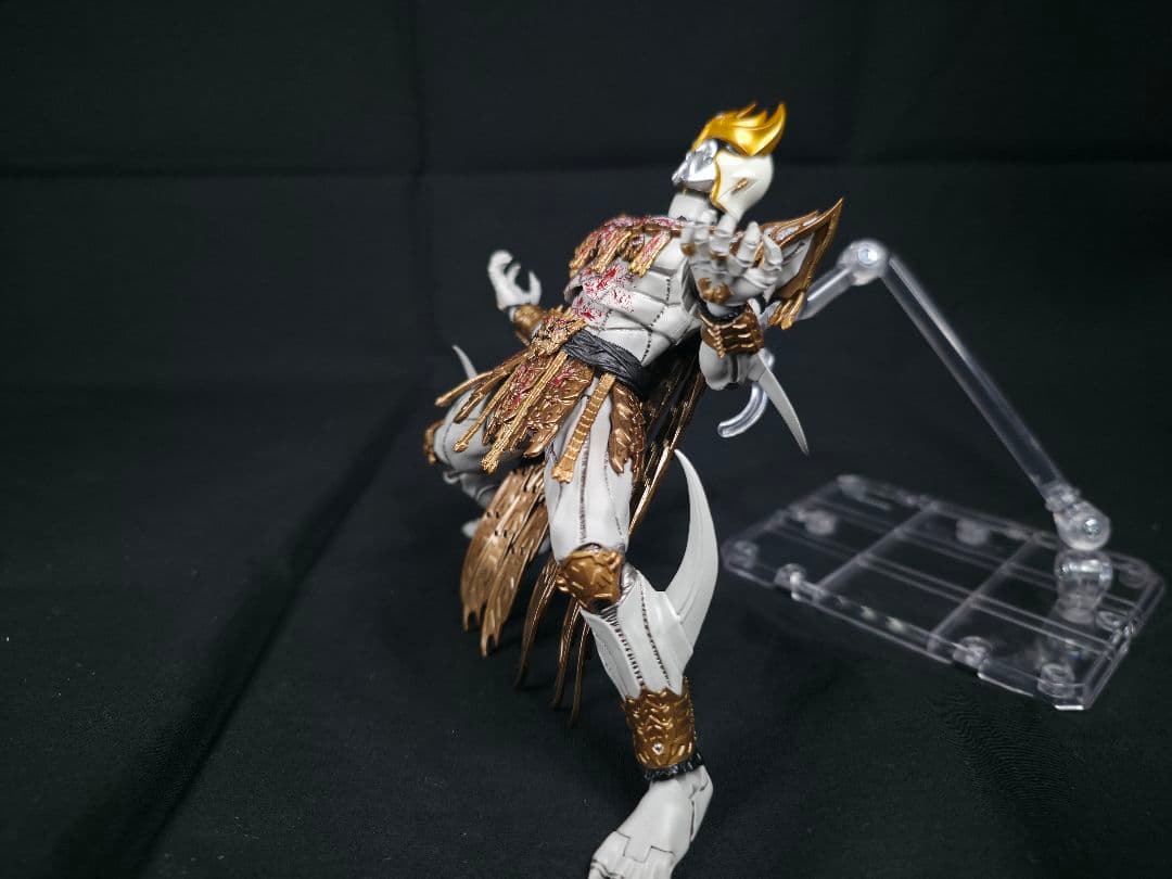 真骨彫 仮面ライダークウガ 九郎ヶ岳の死闘セット ダクバ