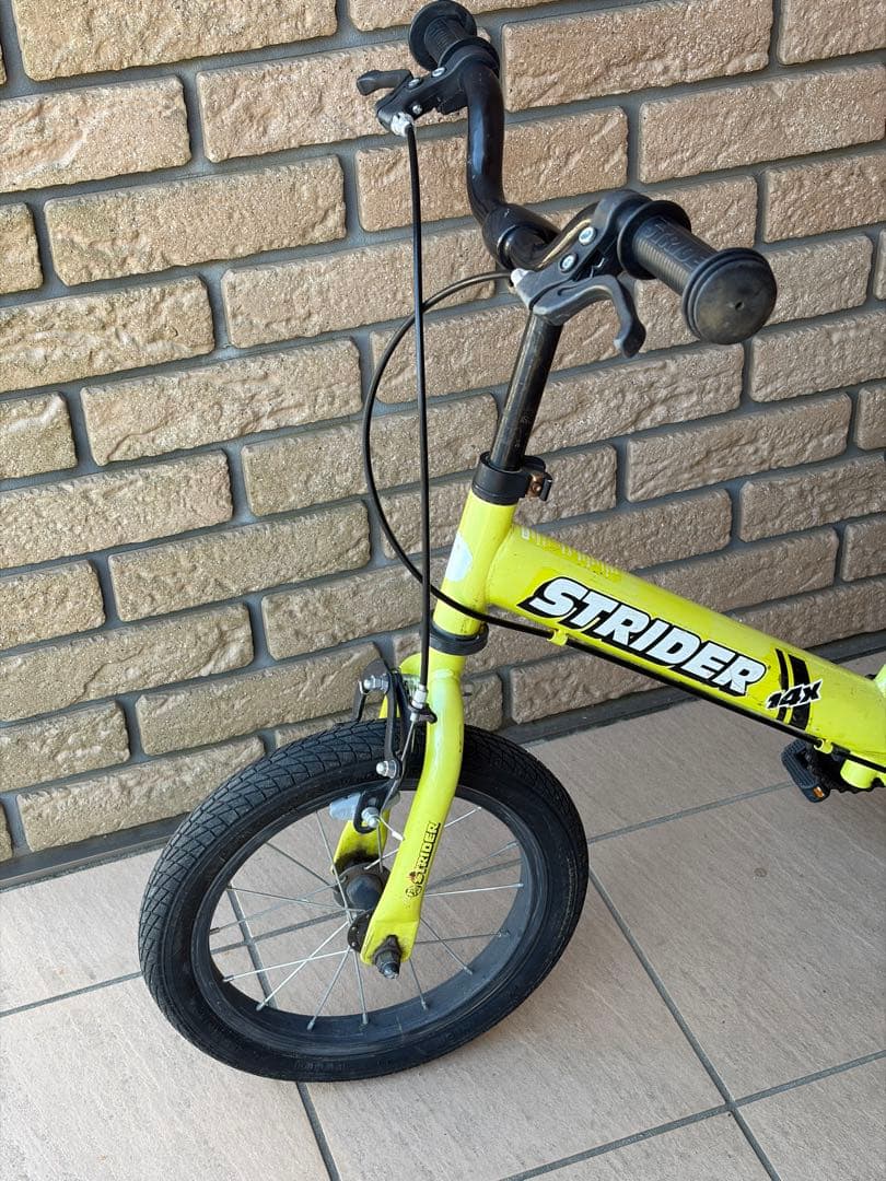STRIDER ストライダー 14x LIME YELLOWライムイエロー