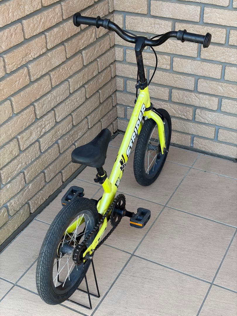 STRIDER ストライダー 14x LIME YELLOWライムイエロー