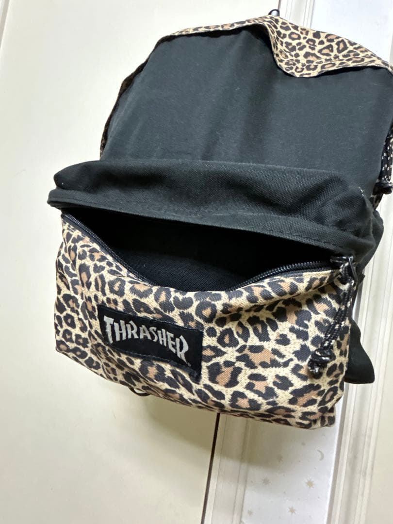 Thrasher ヒョウ柄 バックパック　スラッシャー