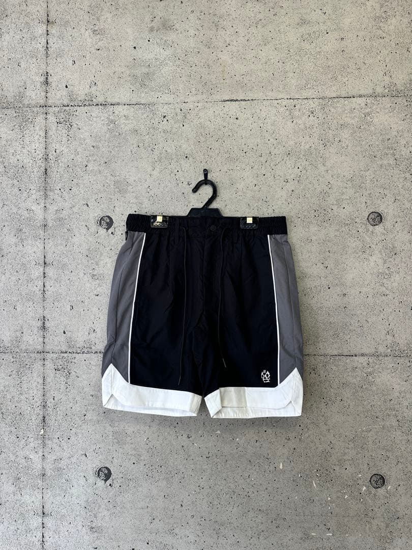 【新品未使用】サイズ4 メンズ ハーフパンツ ラッセルノ 2685