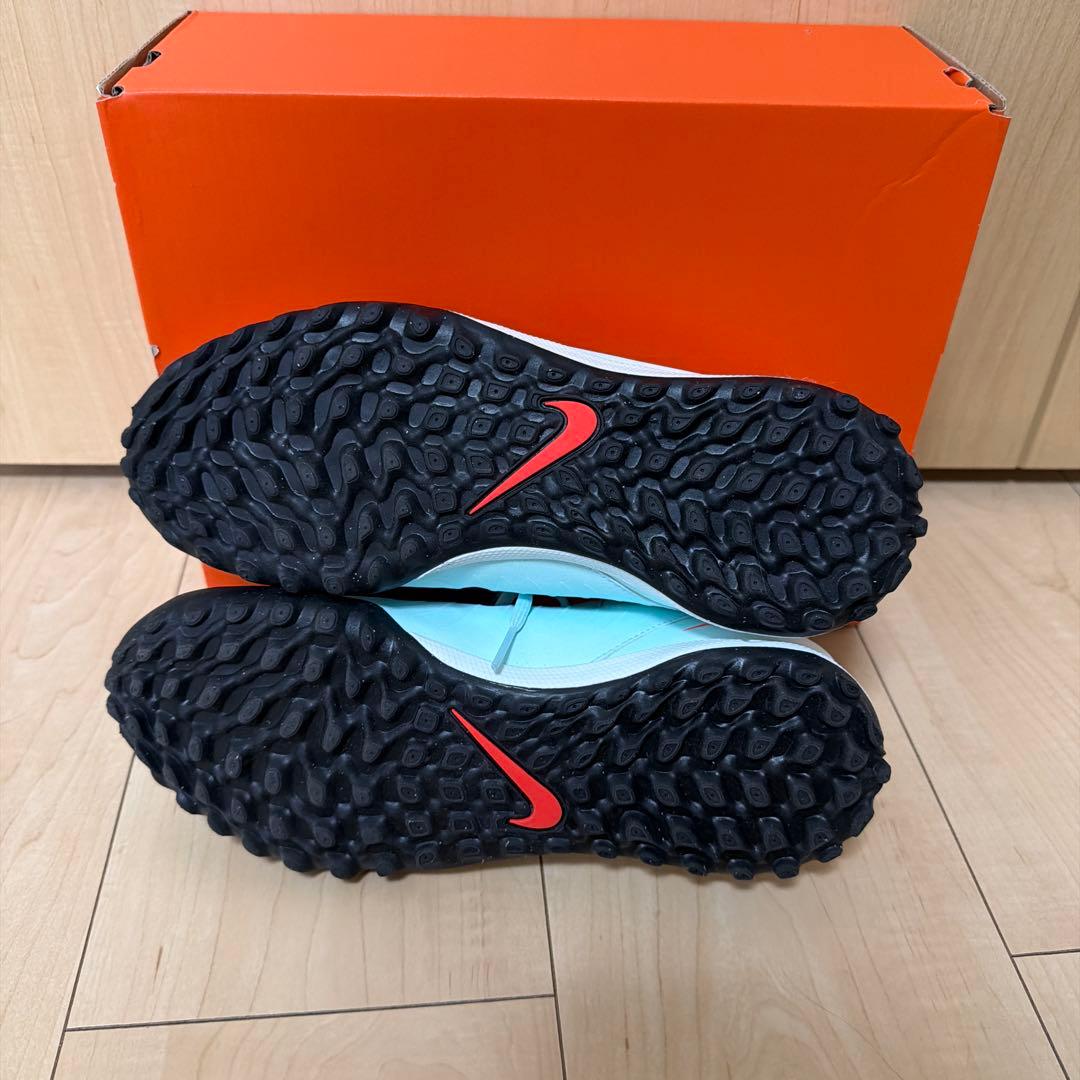 【Nike】Phantom GX II アカデミー TF トレーニングシューズ