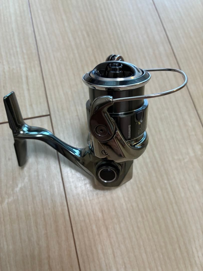 早い者勝ち　シマノ　ステラC2000SHG