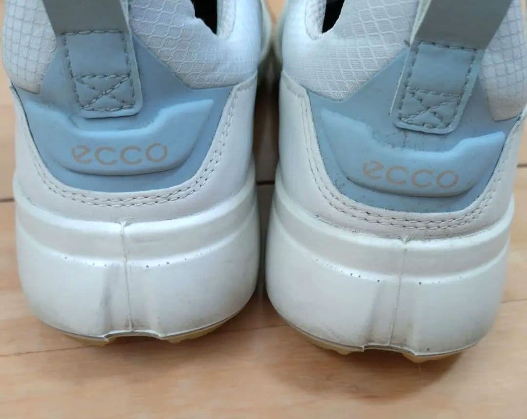 ecco バイオム H4 BIOM レディースゴルフシューズ　23.5　状態良好
