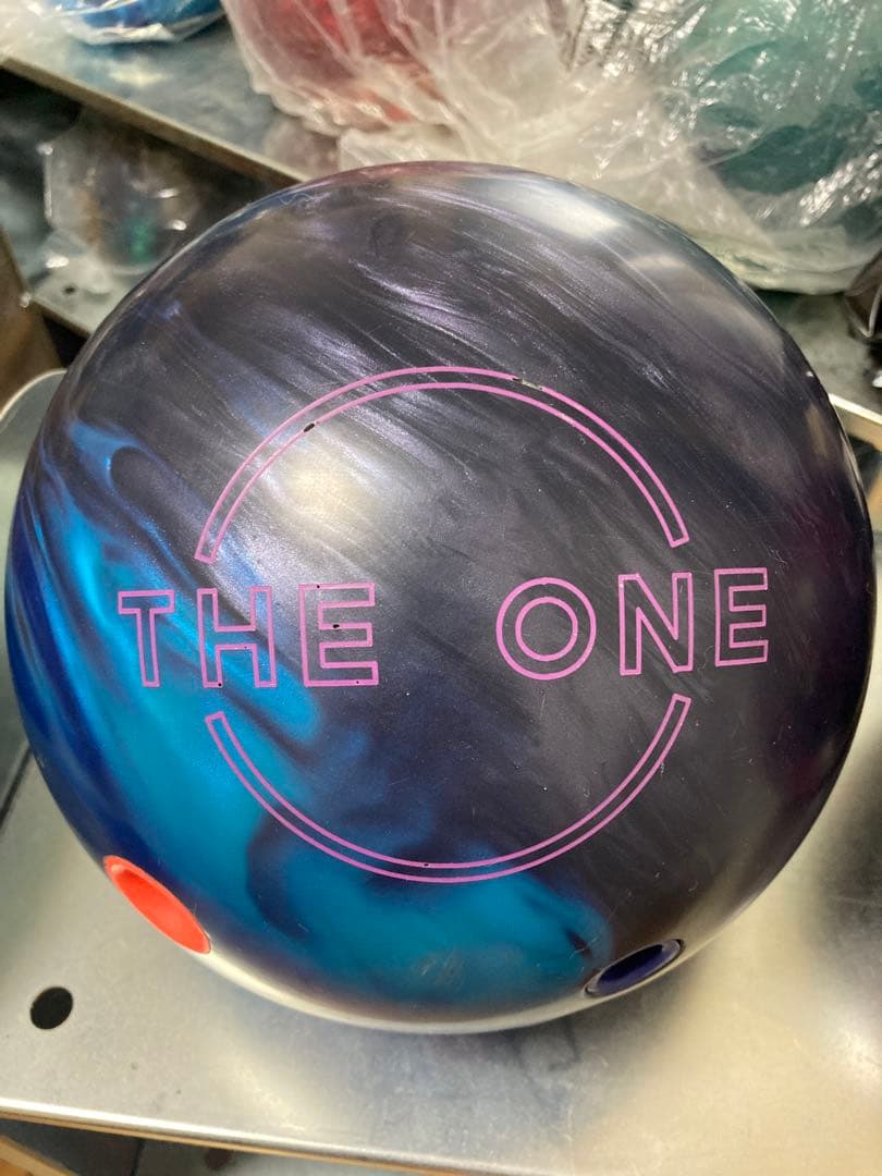 EBONITE／ザ・ワン ウルトラマリン【15P】