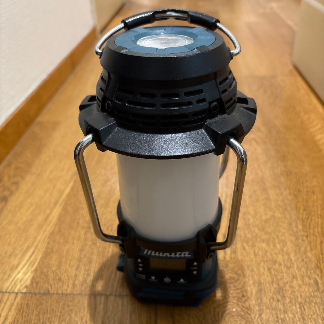 マキタ充電式ランタン付きラジオMR054
