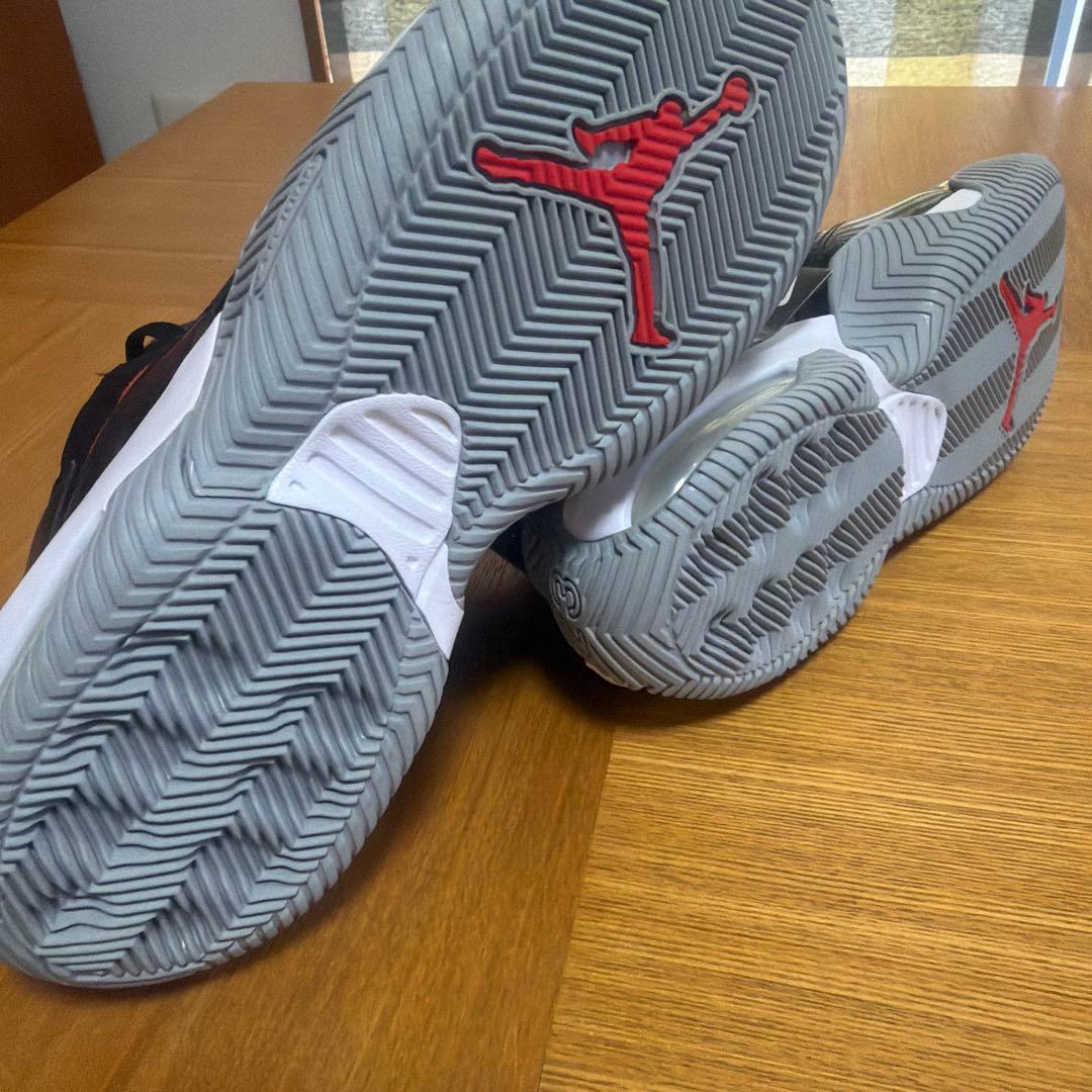 新品Jordanステイロイヤル26センチ