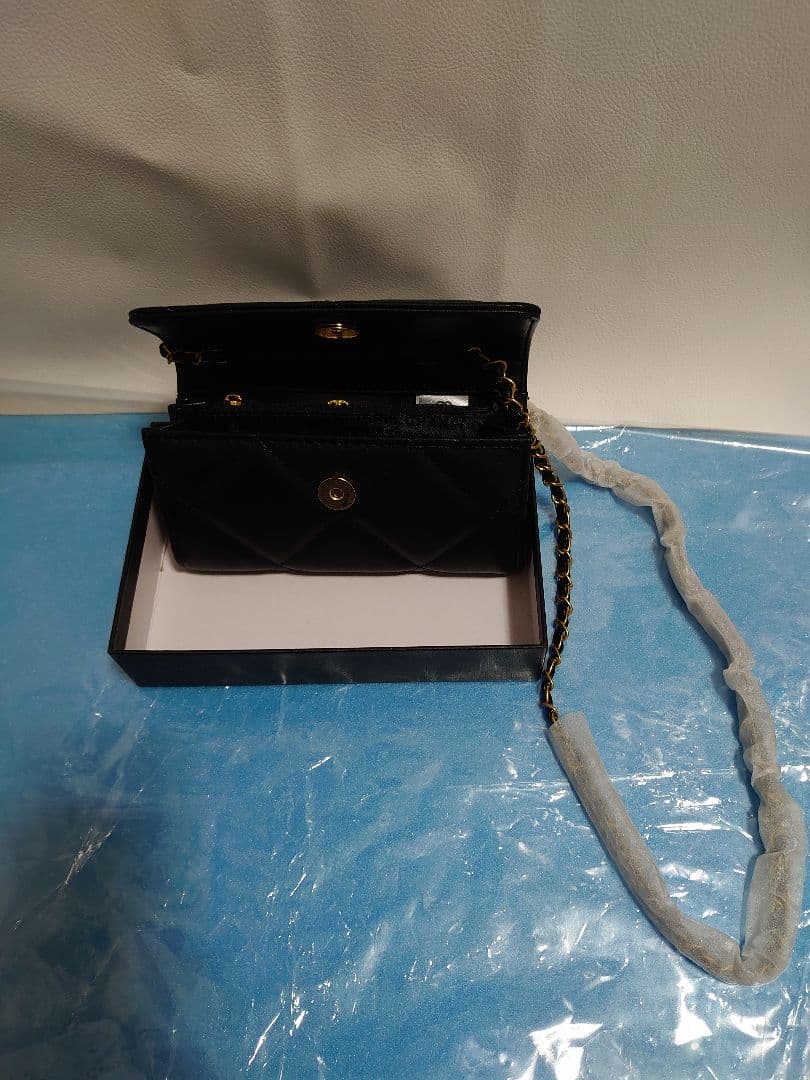 CHANEL 黒いショルダーバッグ