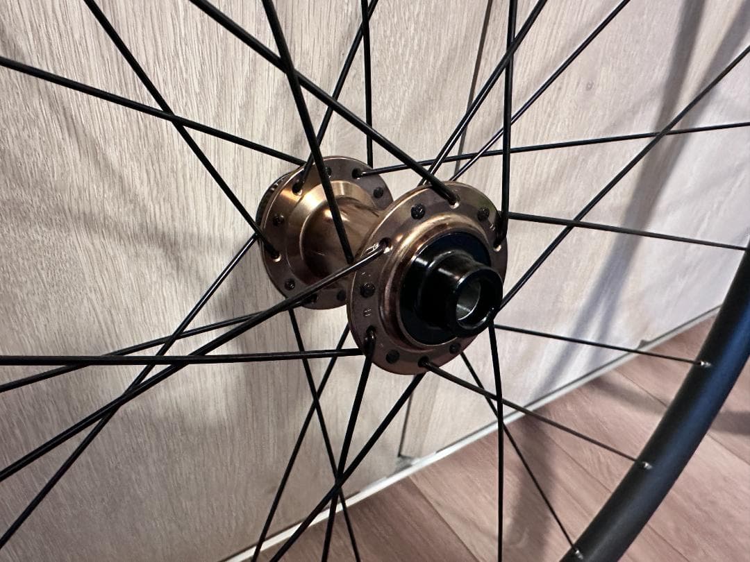 BONTRAGER Paradigm SL ホイールタイヤセット