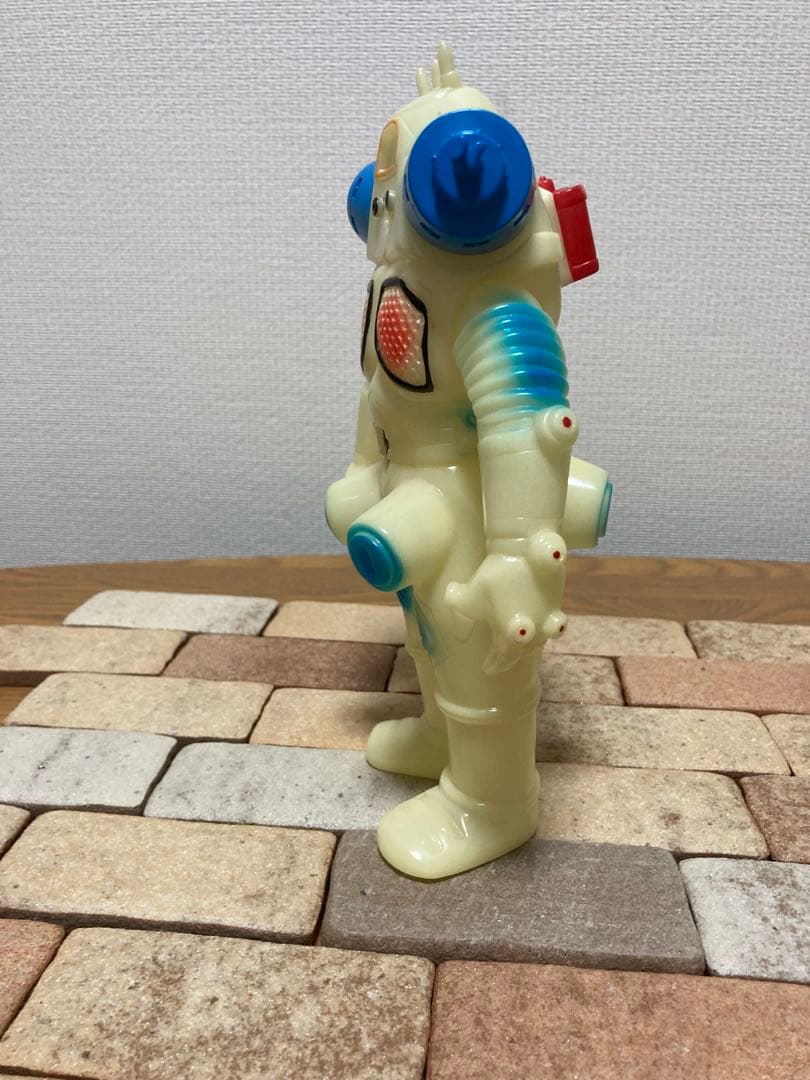 ブルマァクキングジョー蓄光青耳⑧
