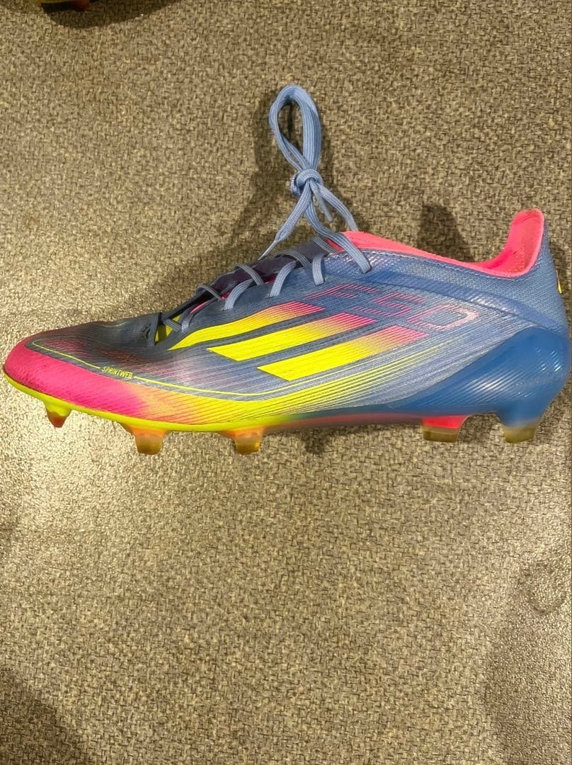 adidas F50 スパイク　FG