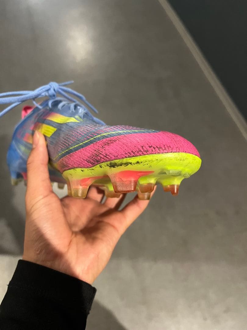 adidas F50 スパイク　FG