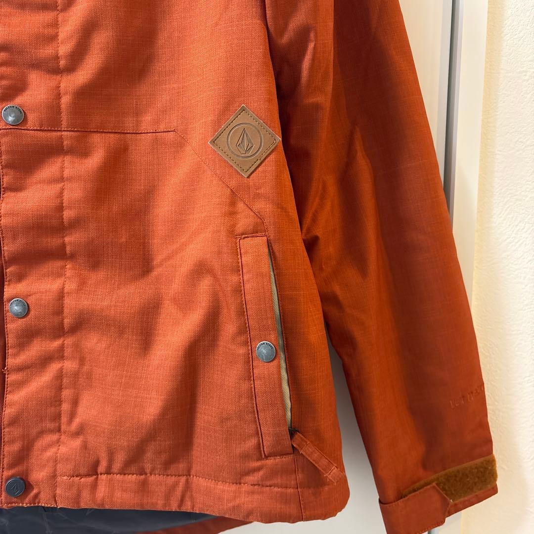 美品　Volcom スノーボードウェア　サイズＭ