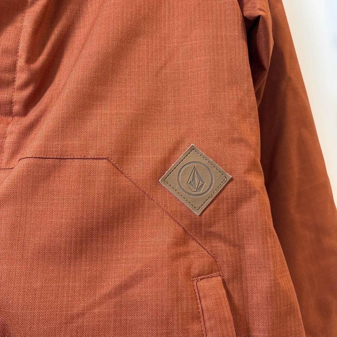 美品　Volcom スノーボードウェア　サイズＭ