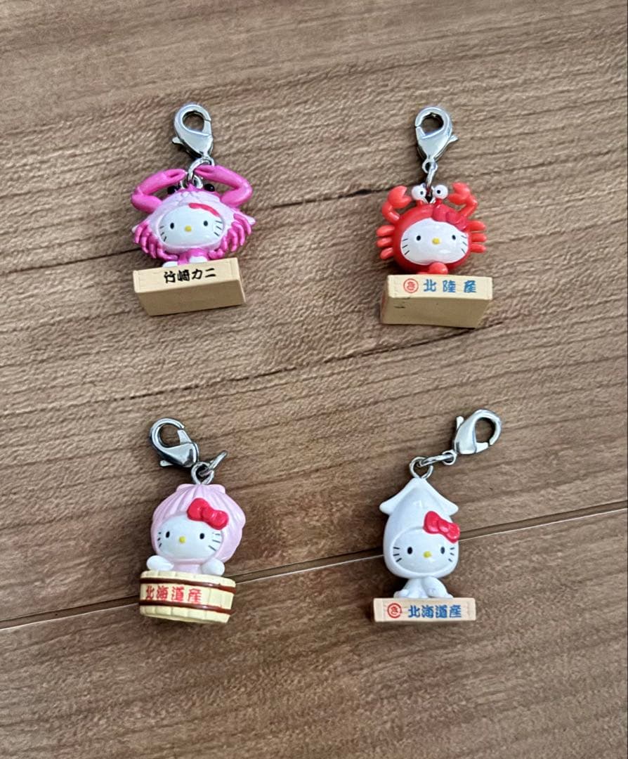 ご当地ハローキティ ストラップ４点セット