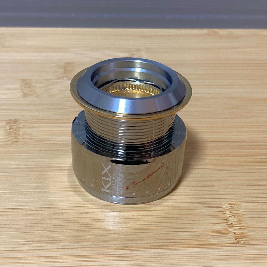 【新品替スプール付き】Daiwa CALDIA KIX 2506