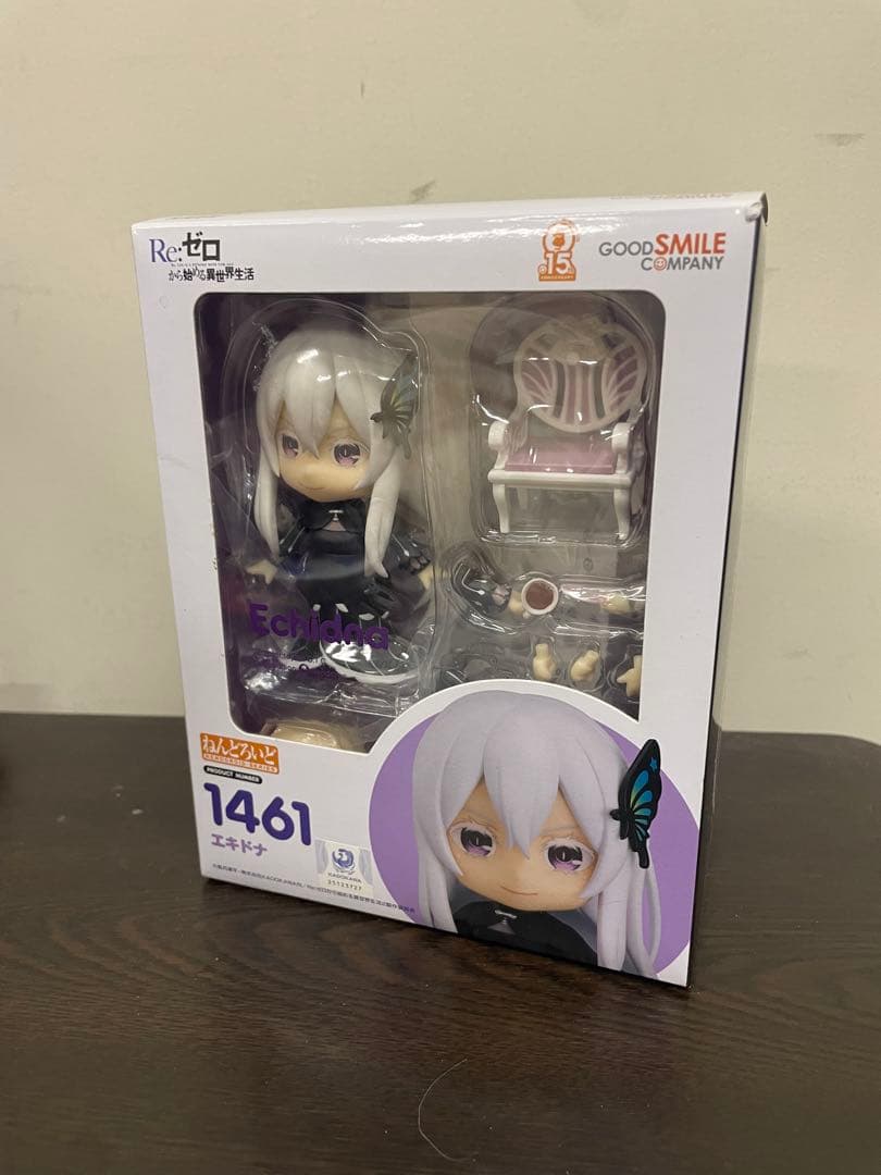ねんどろいど　リゼロ　ナツキスバル　エキドナ
