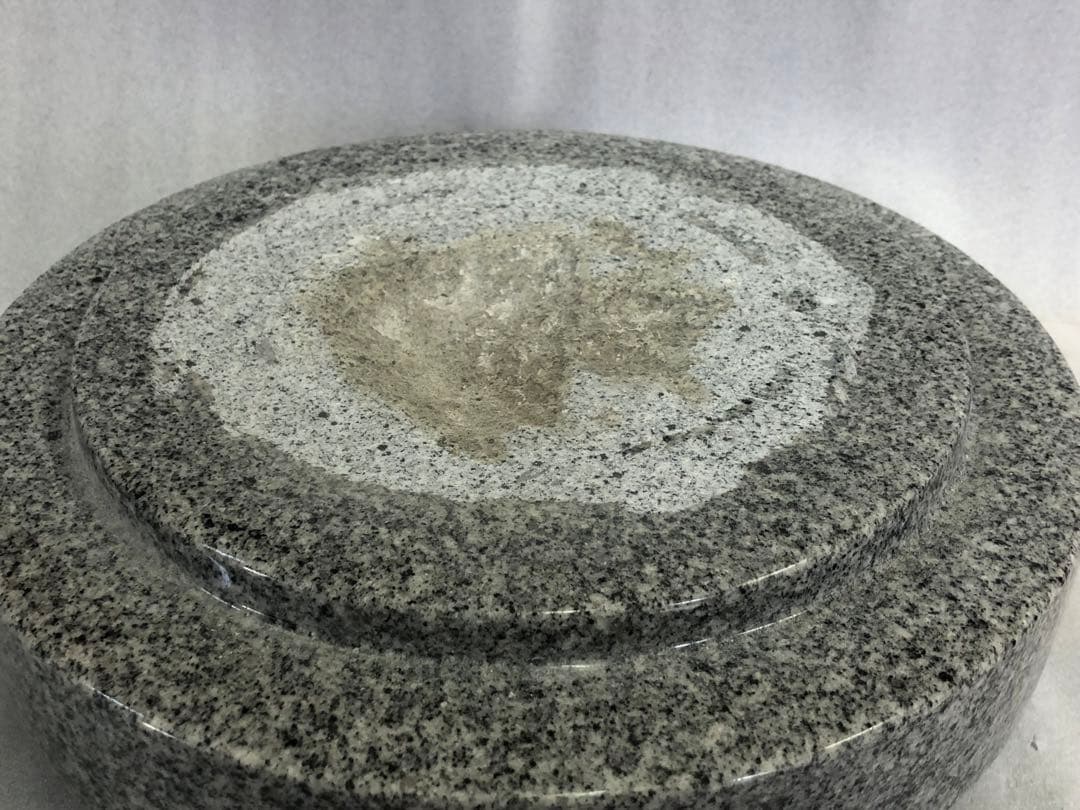 【御影石 丸型雨返し 下台 29cm】厚10cm 重厚感 古民家庭園