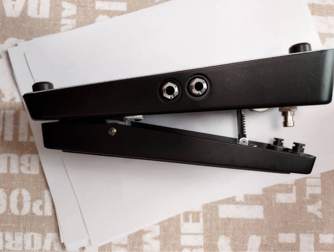 Mission Engineering エクスプレッションペダル LINE 6