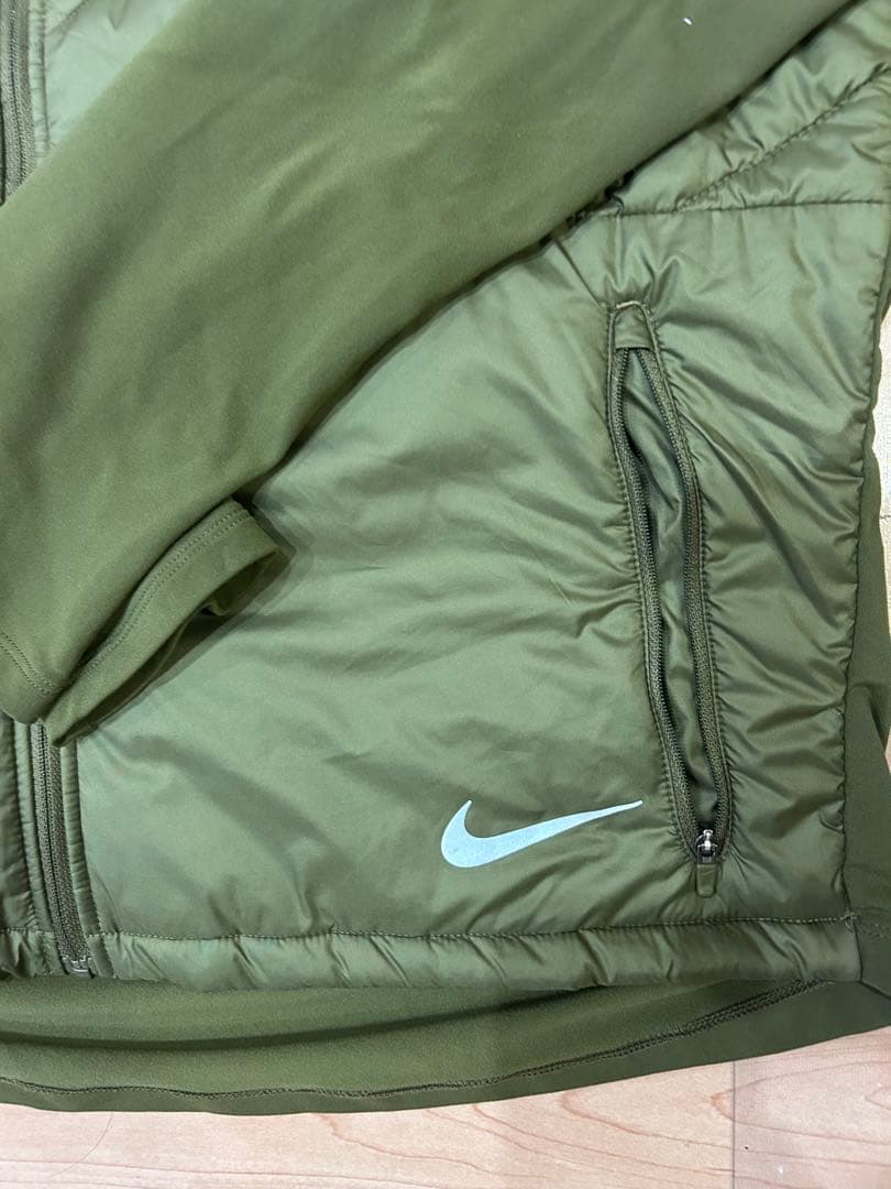 Nike AEROLAYER ランニングジャケット M オリーブ 中綿 フード付