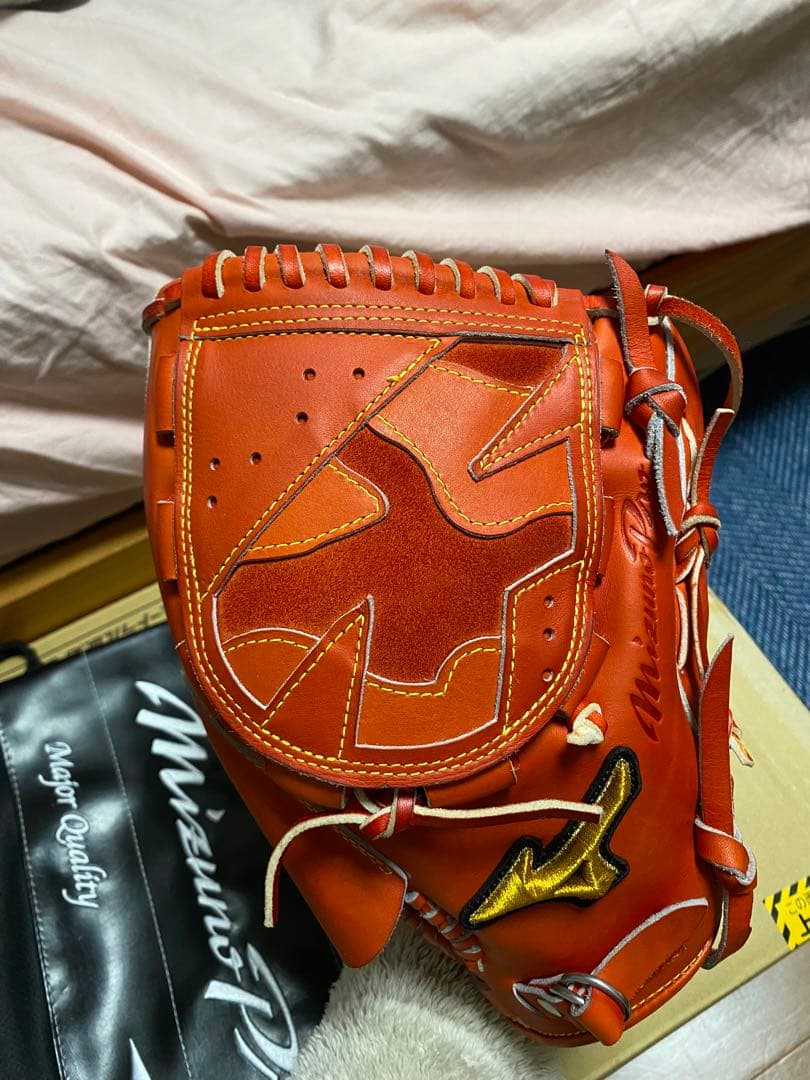ミズノプロ　硬式　投手用　グラブ　岸モデル　スペシャルセレクション