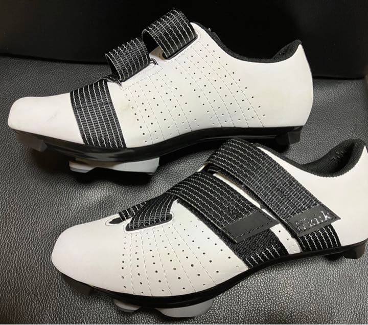 fizik(フィジーク)TEMPO POWERSTRAP R5 ロードシューズ