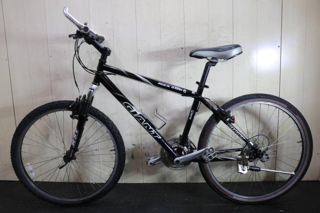 GIANT ROCK4100 26型 クロモリ 21速 430mm 黒 MTB