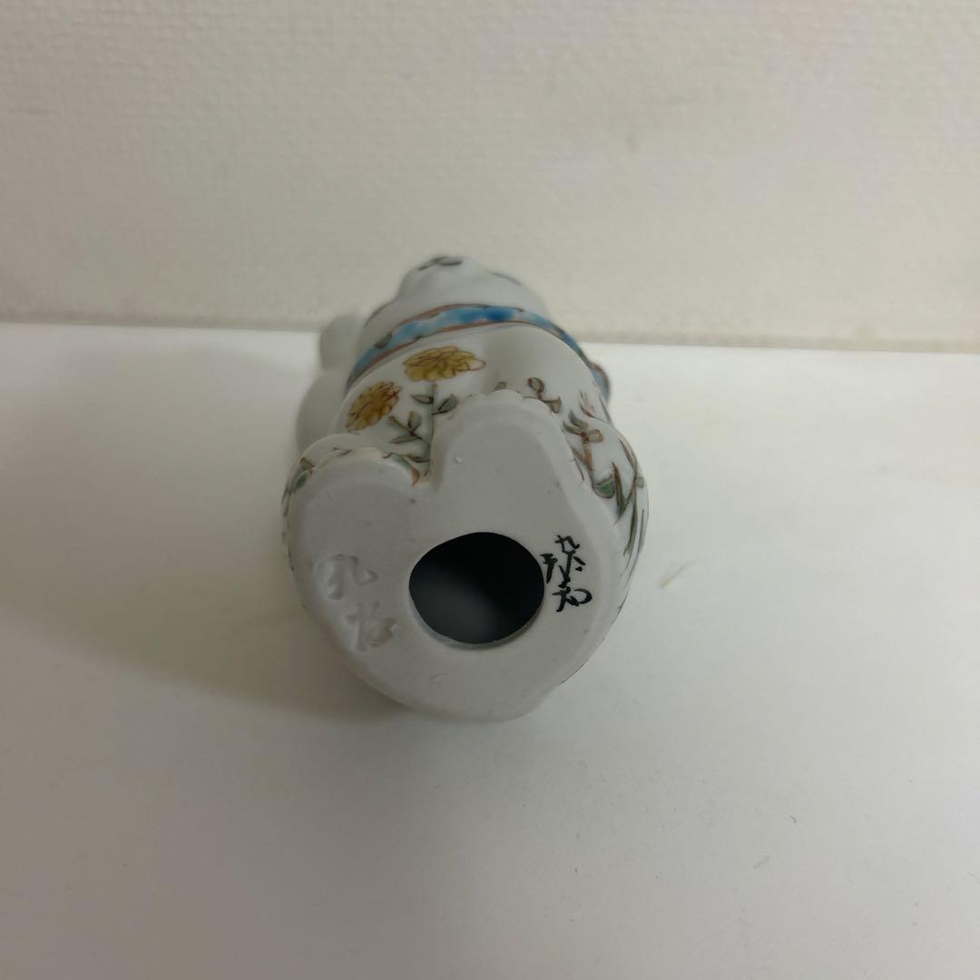 作家　陶芸作家　九谷焼　招き猫？　招き犬？　　縁起物　金運　花　鳥