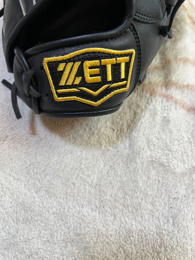 ZETT一般軟式用グローブ 右投げ オールラウンド 黒 ZETT早い者勝ち！