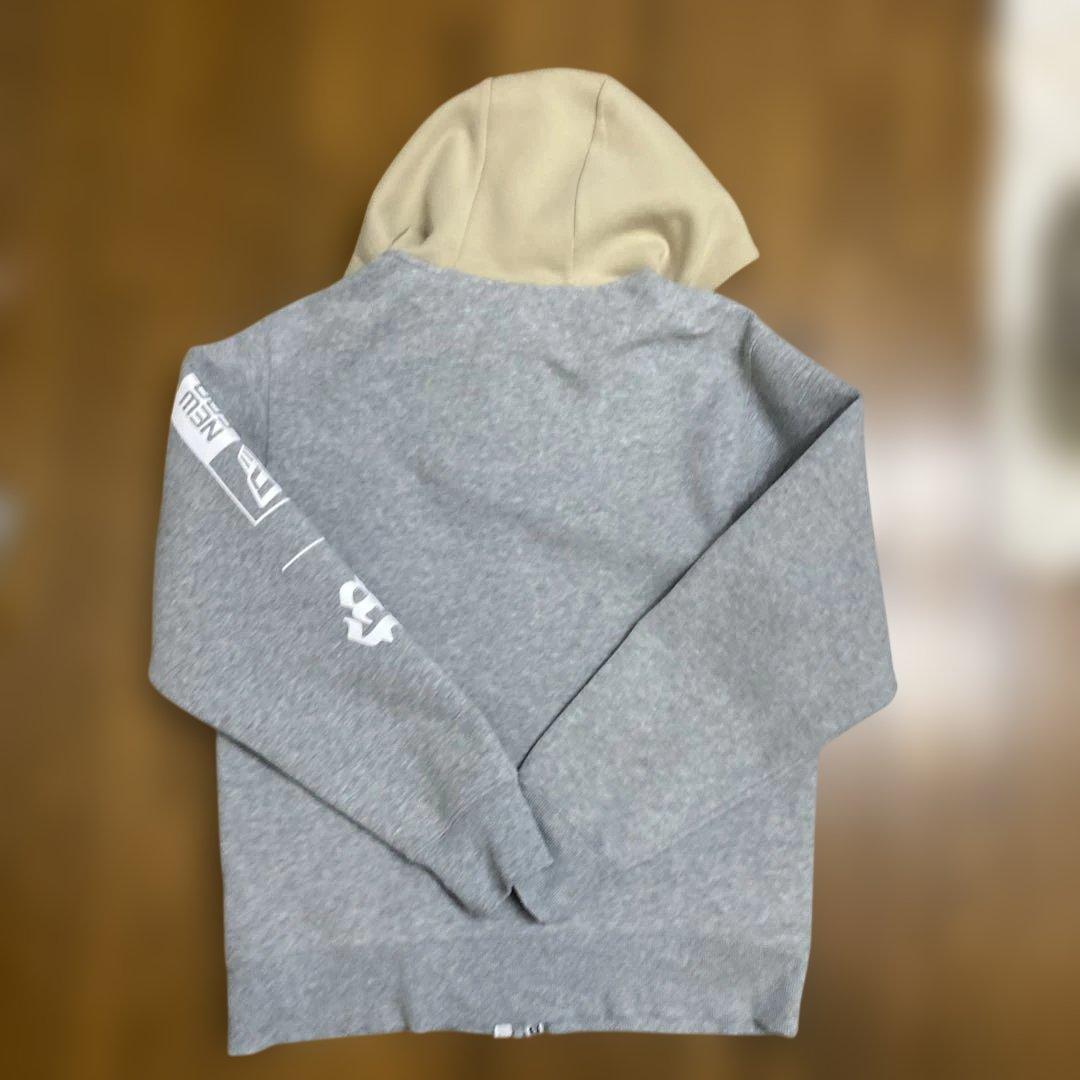リバテォウォーク　NEW ERA スエットフーディ　パーカー