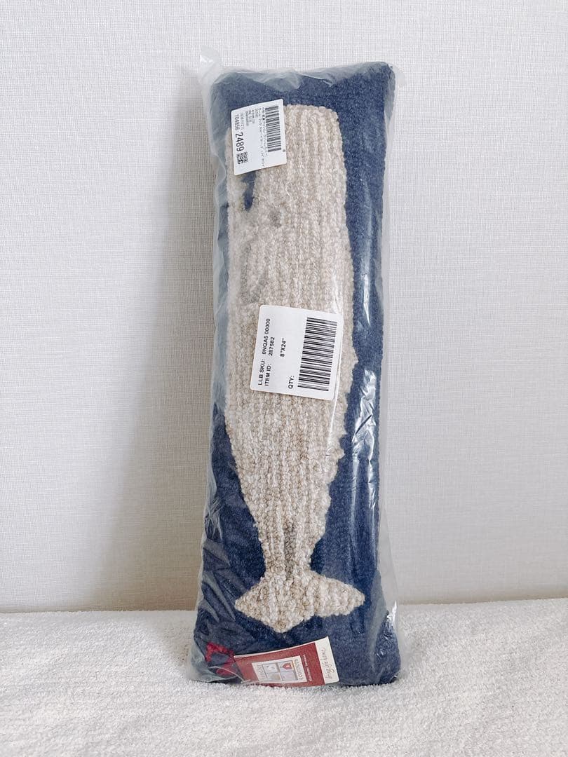 【新品未使用、未開封】L.L.Bean ウールピロー　クジラ　クッション