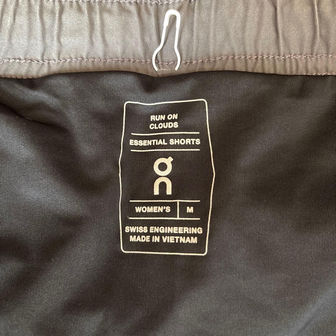 On Essential Shorts レディース M グレー