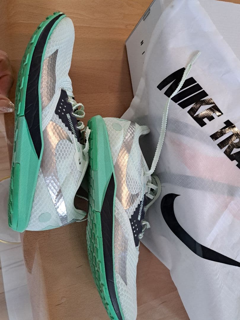 週末限定値下げ！ライバルワッフル6 25.5 NIKE