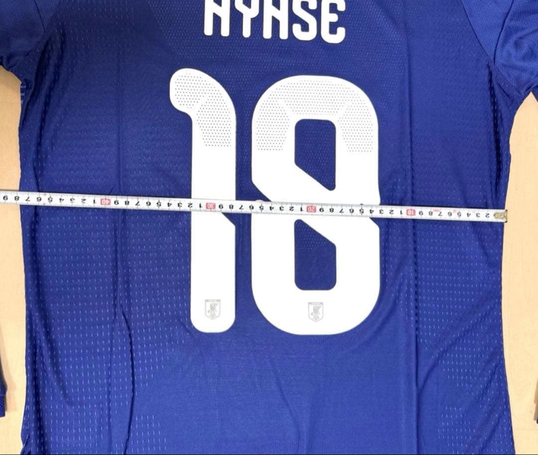 【新品未使用】上田綺世 サッカー日本代表 長袖ユニフォーム #18 AYASE