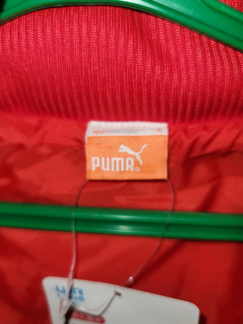 【新品未使用】Puma 赤 防寒ベンチコート　サイズO