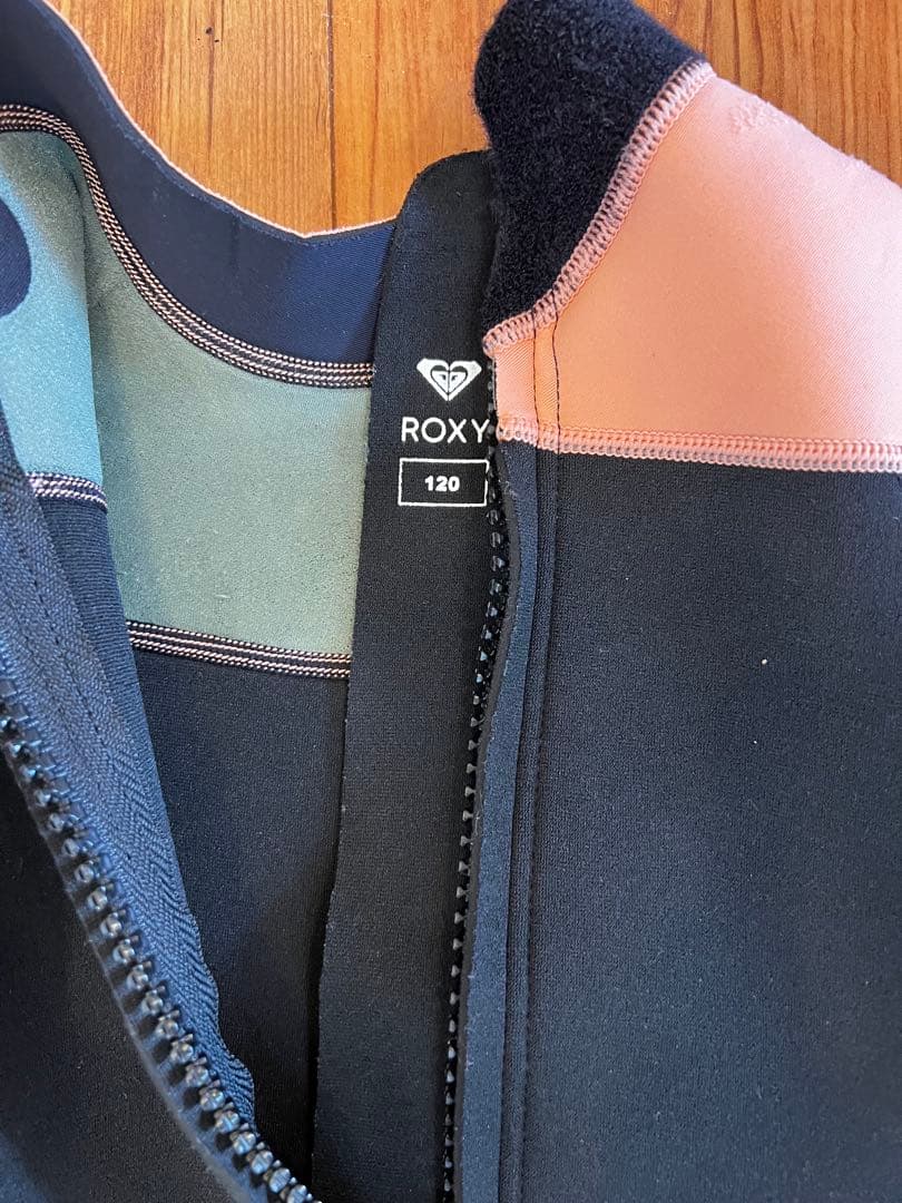 ROXY スプリングウェットスーツ 120サイズ