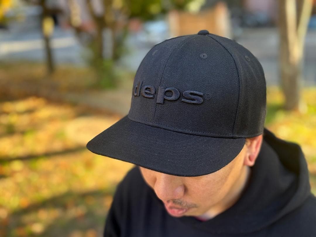 デプス deps ロゴキャップ ブラック×ブラック