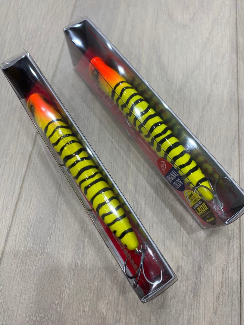 メガバス カゲロウ124 MD イエローボア 2個セット fimo ブルーブルー