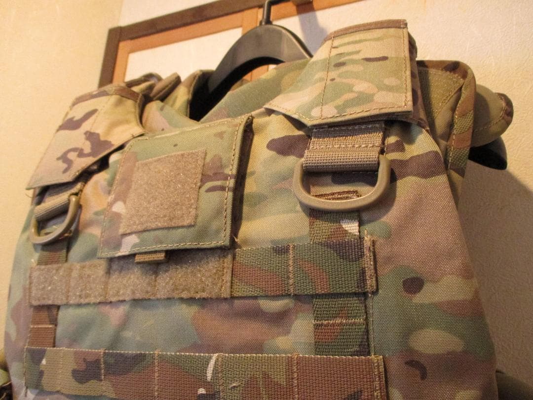 新品　米軍　レプリカ　IOTV　ボディーアーマー　防弾チョッキ　マルチカム迷彩