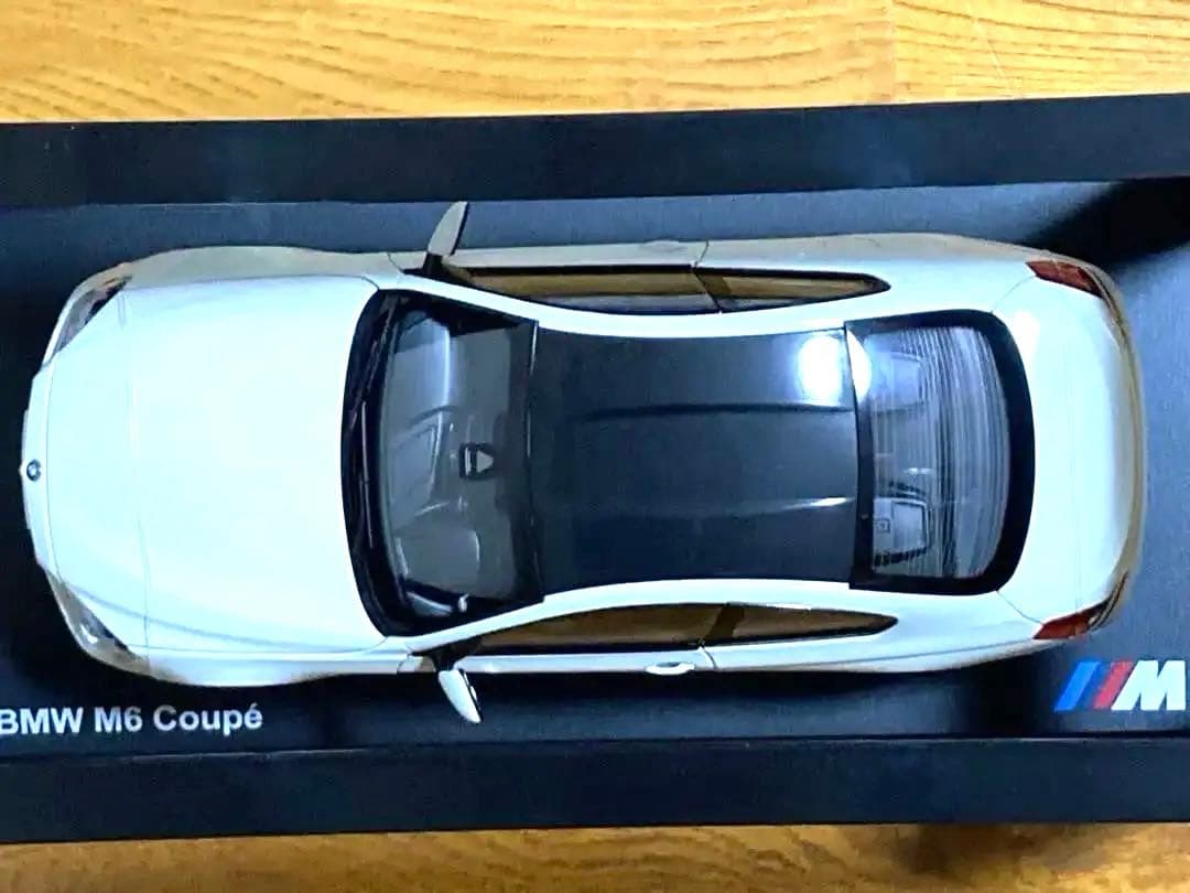  M6 Coupe Alpine White ミニカー