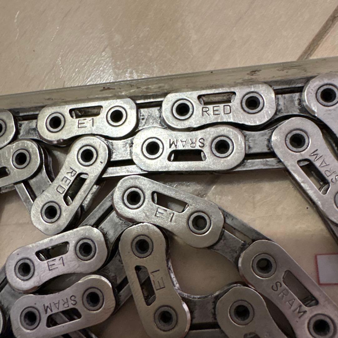 sram red E1 チェーン 111リンク Flattop Chain