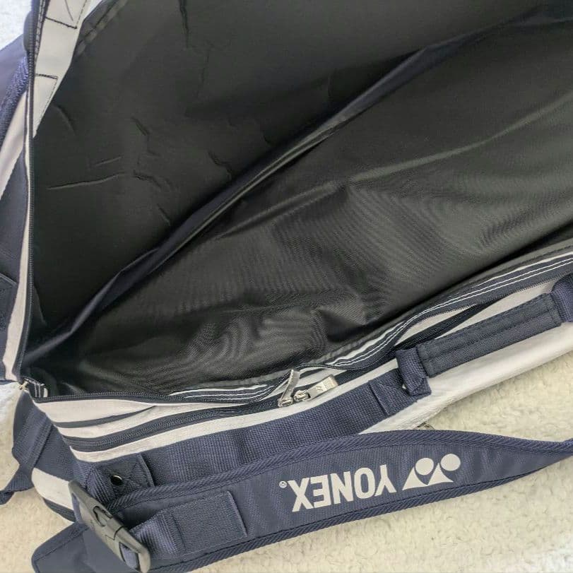 新品 YONEX バドミントンラケットバック