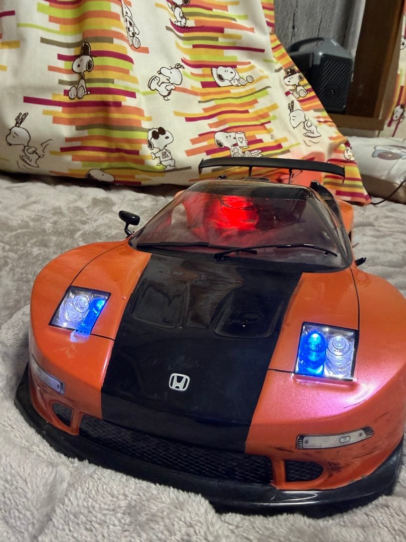 ラジコン　ボディ　ドリフト　LED(送料込み)