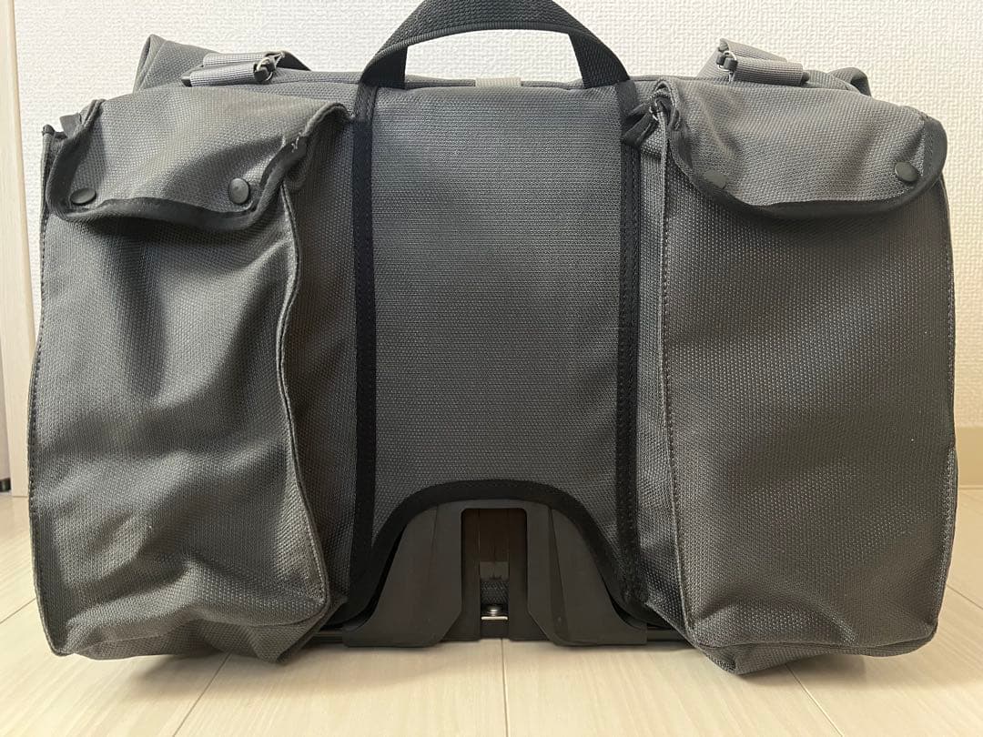 ブロンプトン ロールトップバッグ 28L ダークグレー