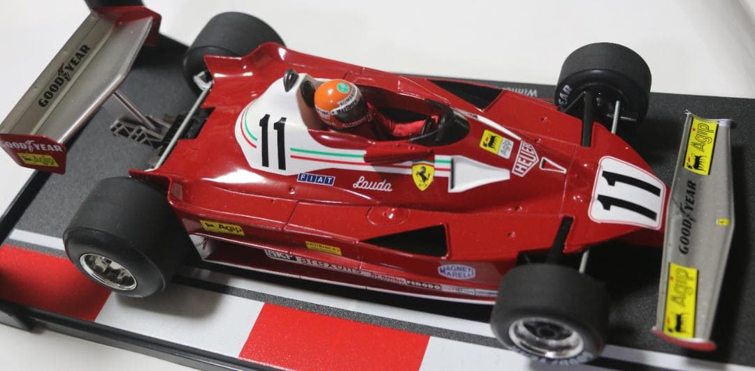 モデルカークラブ製ビックスケール１／１８　フェラーリ３１２Ｔ１Ｂ　ダイキャスト製