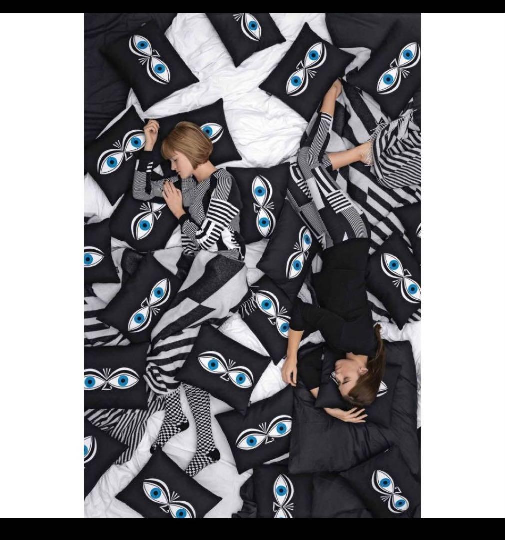 vitra ヴィトラ　クッション　アレキサンダージラルド　Eyes