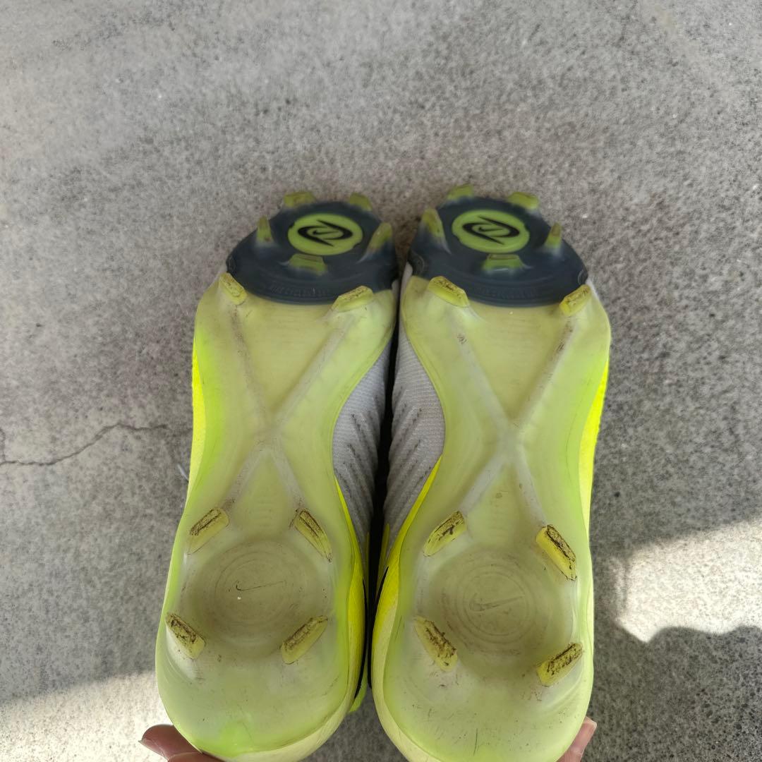 NIKE ナイキ　ファントム　ルナ2 エリート FG スパイク　26.5