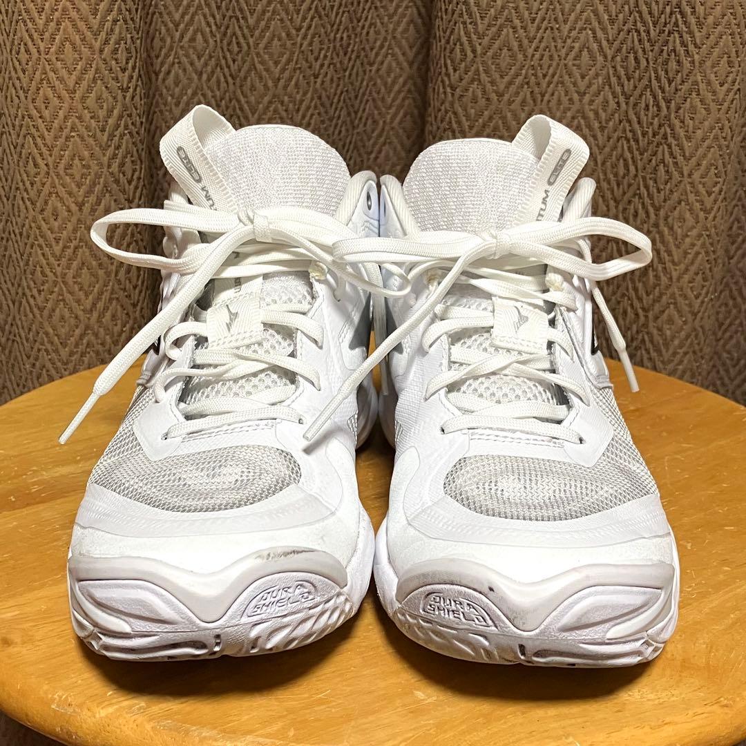 美品❗️MIZUNO ウエーブモーメンタム3 MID バレーボールシューズ25cm